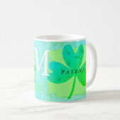 Green Lucky Three Leaf Clover Monogrammed Koffiemok (Voorkant rechts)