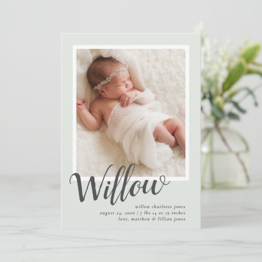 Green Modern Calligraphy Newborn Birth Aankondiging (Staand voorkant)