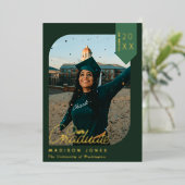 Green Modern Chic Photo Afstuderen aangekondigd Folie Uitnodiging (Staand Voorkant)