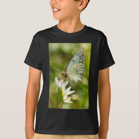 Green Moth on False Garlic Apparel en Gifts T-shirt (Voorkant)