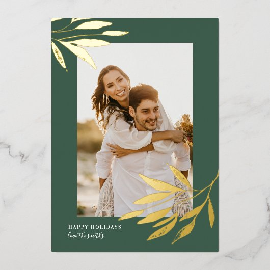 Green Organic Natural Kerstbruiloft Foto Gold Folie Feestdagenkaart (Voorkant)