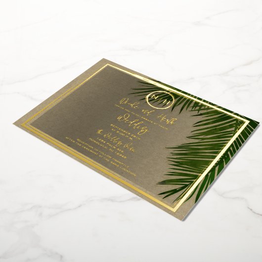 Green Palm Leaves Kraft Tropical Wedding Gold Folie Uitnodiging (Gedraaid)