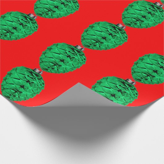Green Pinecone Red Wrapping Paper Cadeaupapier (Hoek)