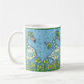 GREEN POLKA DOT FLAMINGOS, FUNNY ST. PATRICK'S DAG KOFFIEMOK (Links)