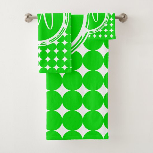 Green Polka Dot Monogram Bad Handdoek (Insitu)