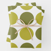 Green Polka Dots Baby Shower Birthday Inpakpapier Vel (In situ)