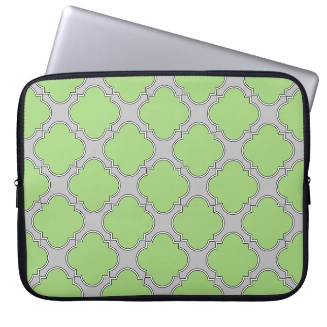 Green Quatrefoil Laptop Sleeve (Voorkant)