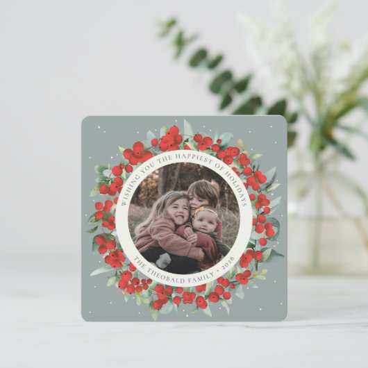 Green Round/Square Red Berries+Eucalyptus Photo Feestdagenkaart (Staand voorkant)