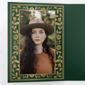 Green Royal Medieval Sword Photo Graduparty Drieluik Uitnodiging (Binnenzijde eerst)