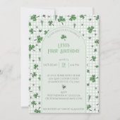 Green Shamrock eerste verjaardag foto uitnodiging (Voorkant)