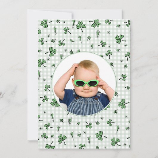 Green Shamrock eerste verjaardag foto uitnodiging (Achterkant)
