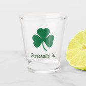 Green Shamrock met Jouw naam Shot Glas (Voorkant)