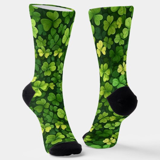 Green Shamrock Pattern on Black Socks Sokken (Gebogen)