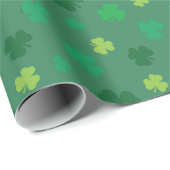 Green Shamrock Pattern St Patricks Day Cadeaupapier (Rol Hoek)