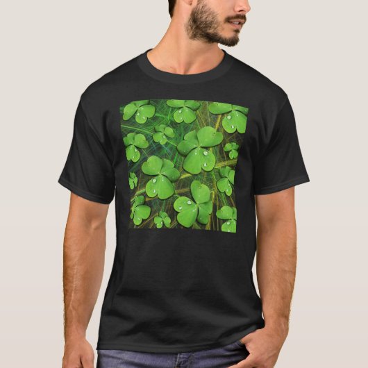 Green Shamrock St Patrick's Day Basic Dark T-Shirt (Voorkant)