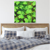 Green Shamrock St Patrick's Day Canvas Print (Insitu (Slaapkamer))