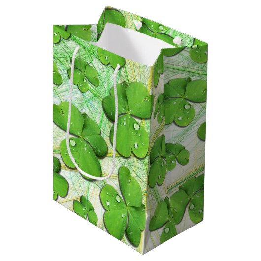 Green Shamrock St Patrick's iPhone 5 Hoesje-Mate Medium Cadeauzakje (Voorkant Gekanteld)