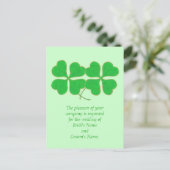 Green Shamrocks Gold Wedding Invitation Briefkaart (Staand voorkant)
