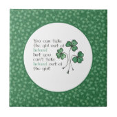 Green Shamrocks Irish Girl Quote Ceramic Tegel Tegeltje (Voorkant)