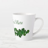 Green Shamrocks Irish Latté Mok gepersonaliseerd (Rechts)