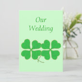 Green Shamrocks met gouden stippen Weddenschap Kaart (Staand voorkant)