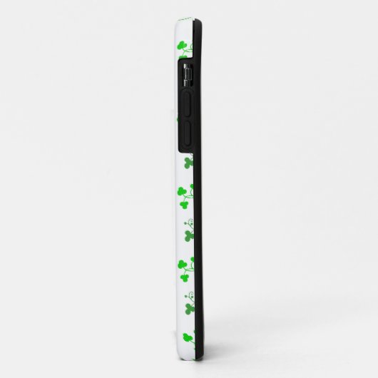 Green Shamrocks Pattern iPhone Case (Achterkant/links)