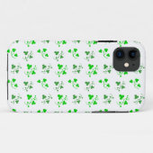 Green Shamrocks Pattern iPhone Case (Achterkant (horizontaal))