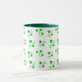 Green Shamrocks Pattern Mok (Midden)