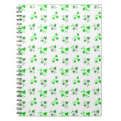 Green Shamrocks Pattern Notitieboek (Voorkant)