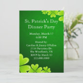 Green Shamrocks St. Patrick's Day Invitation Kaart (Staand voorkant)