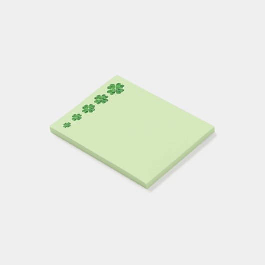 Green Shamrocks St. Patrick's Day Post-It Notes (Schuin)