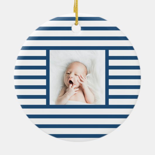 Green Sleepy Baby Dino | Donkere blauwe strepe mod Keramisch Ornament (Achterkant)