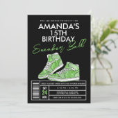 Green Sneaker Ball Birthday Uitnodiging (Staand voorkant)
