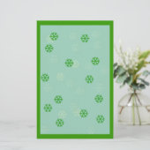 Green Snowflake Winter Briefpapier (Staand voorkant)