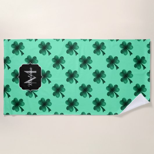 Green Sparkles Shamrock St. Patrick's Day Monogram Strandlaken (Voorkant)