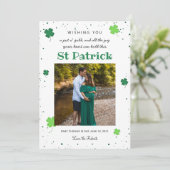 Green St Patrick baby Aankondiging Klaver Foto (Staand voorkant)