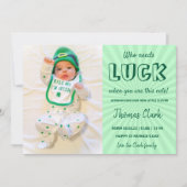 Green St Patrick's Day baby Aankondigingsfoto Feestdagenkaart (Voorkant)