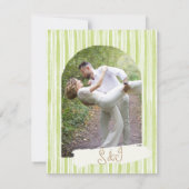 Green Stripe Modern Photo Wedding Bedankkaart (Achterkant)