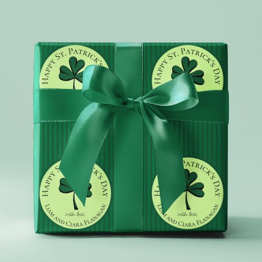 Green Stripes Happy St Patrick's Day Lucky Clover Cadeaupapier