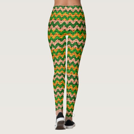 Green Tan Yellow Chevron Pattern Burlap Kijk Leggings (Achterkant)