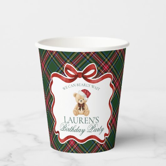 Green Tartan Plaid Christmas Bear Birthday Party Papieren Bekers (Voorkant)
