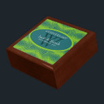 Green Teal Eternal Anniversary Gift Box Cadeaudoosje<br><div class="desc">Unique and Stylish keepsake, gift box with wavy pattern in vibrant green and teal colours - Exquisite and elegant custom Anniversary, Wedding or engagement present. Personalize with names, verjaarary date and monogram or numbers - made into a wonderful wooden gift box to keep trinkets, jewellery box for your special keepsakes....</div>