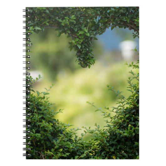 Green Topiary Heart Notitieboek (Voorkant)