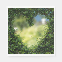 Green Topiary Heart Servet