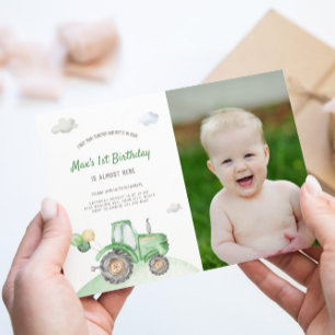 Green Tractor Birthday Photo Invitation Kaart