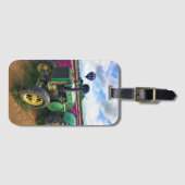 Green Tractor in Tulip Field, Oregon Bagagelabel (Voorkant (horizontaal))