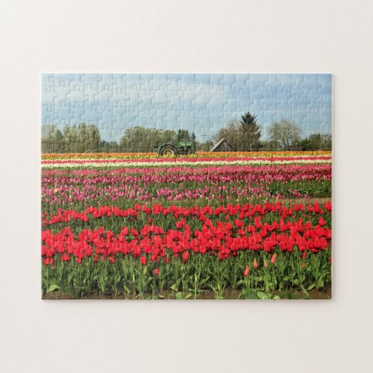 Green Tractor in Tulip Field, Oregon Legpuzzel (Horizontaal)