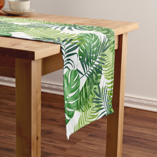 Green Tropical Leaves Korte Tafelloper (Voorbeeld)