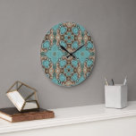 Green Turquoise Brown Hip Bohemian Bali Art Motif Grote Klok<br><div class="desc">Mooie hedendaagse karamelbruin en turquoise blauw mozaïekpatroon. Decoratief motief beschikbaar op een verscheidenheid van stijlvolle producten en de overeenkomstige accenten en accessoires van de huisdécor. Een oorspronkelijk ontwerp voor de interieurdecorator of voor degenen die van het versieren van hun master of kinderslaapkamer, kinderdagverblijf, woonkamer of gezinskamer, vrouwengrot of -zij schuurt,...</div>