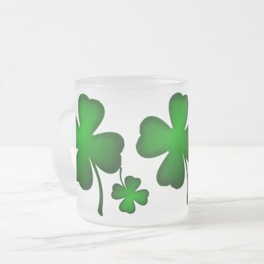 Green Vier Leaf Clover Matglas Koffiemok (Voorkant links)